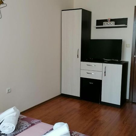 Villa Mareli تساريفو المظهر الخارجي الصورة